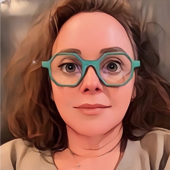 Meet your Posher, Stacy - Picture 8 of 9